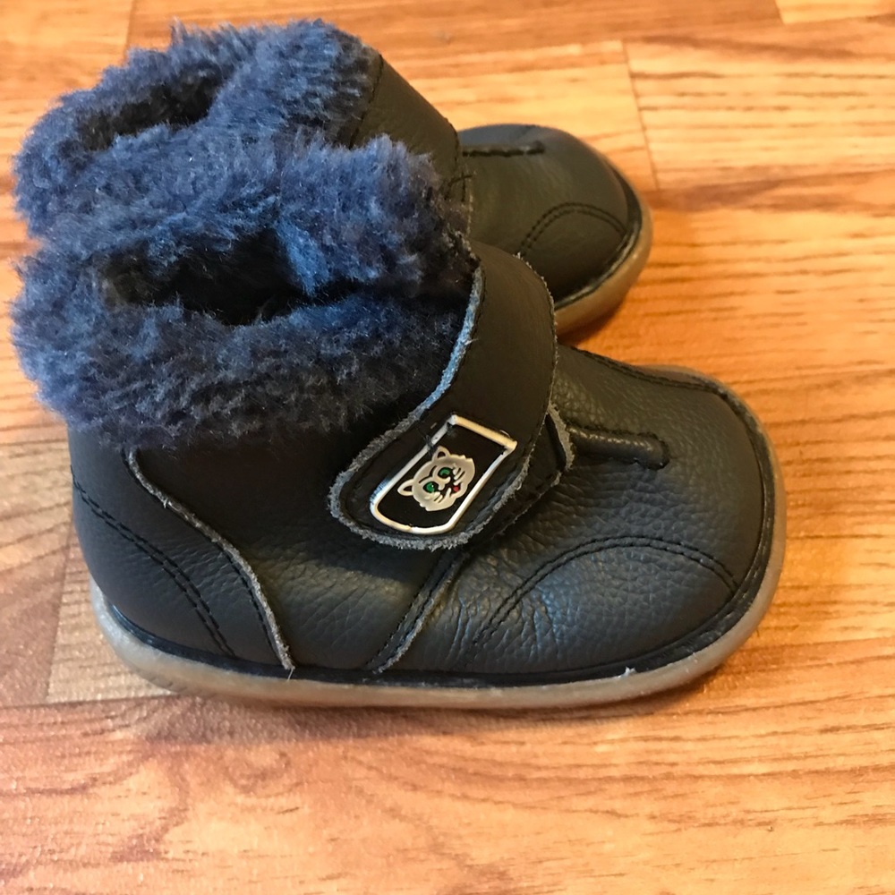 Luna Squeaky Dress  Shoes Size 3 Navy Blue